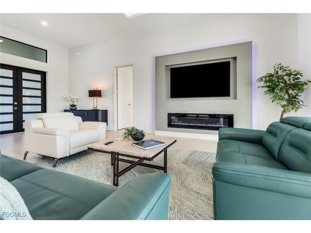 104 NE 6th Street Cape Coral FL 33909 2026002971 image12