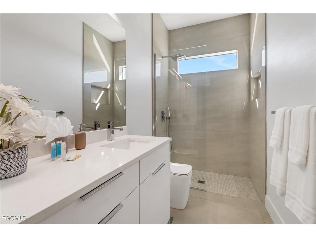 104 NE 6th Street Cape Coral FL 33909 2026002971 image31