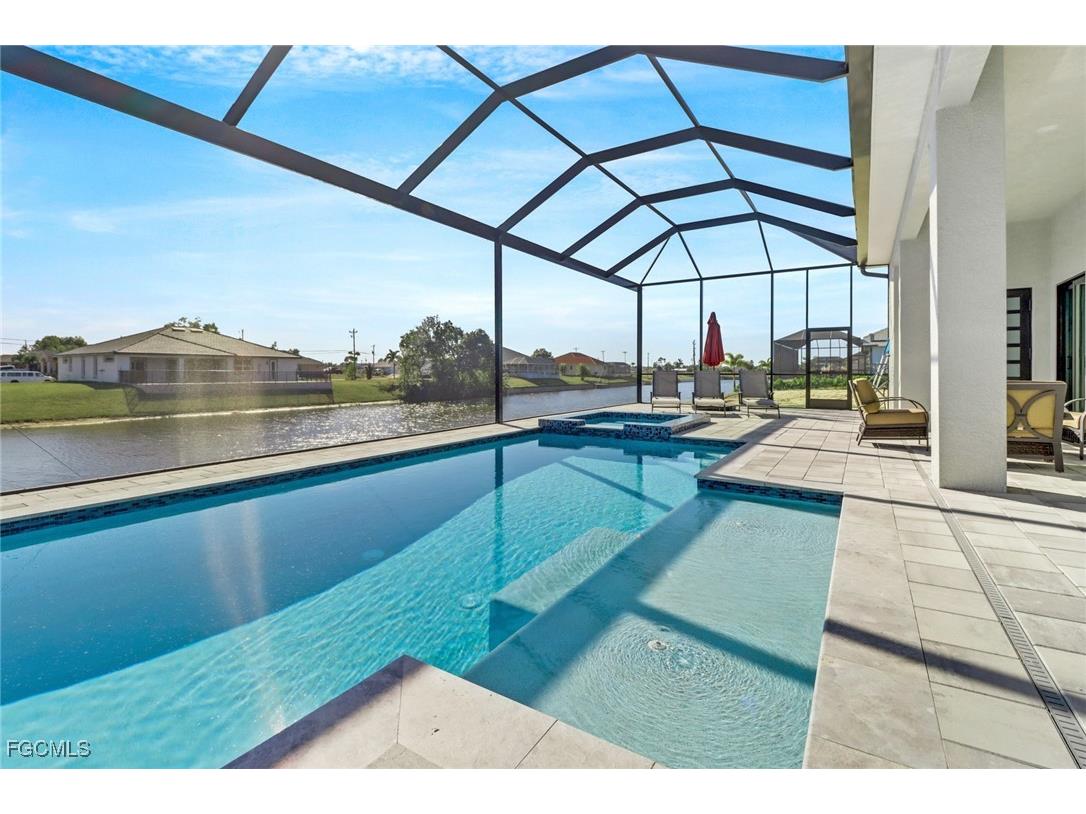 104 NE 6th Street Cape Coral FL 33909 2026002971 image4