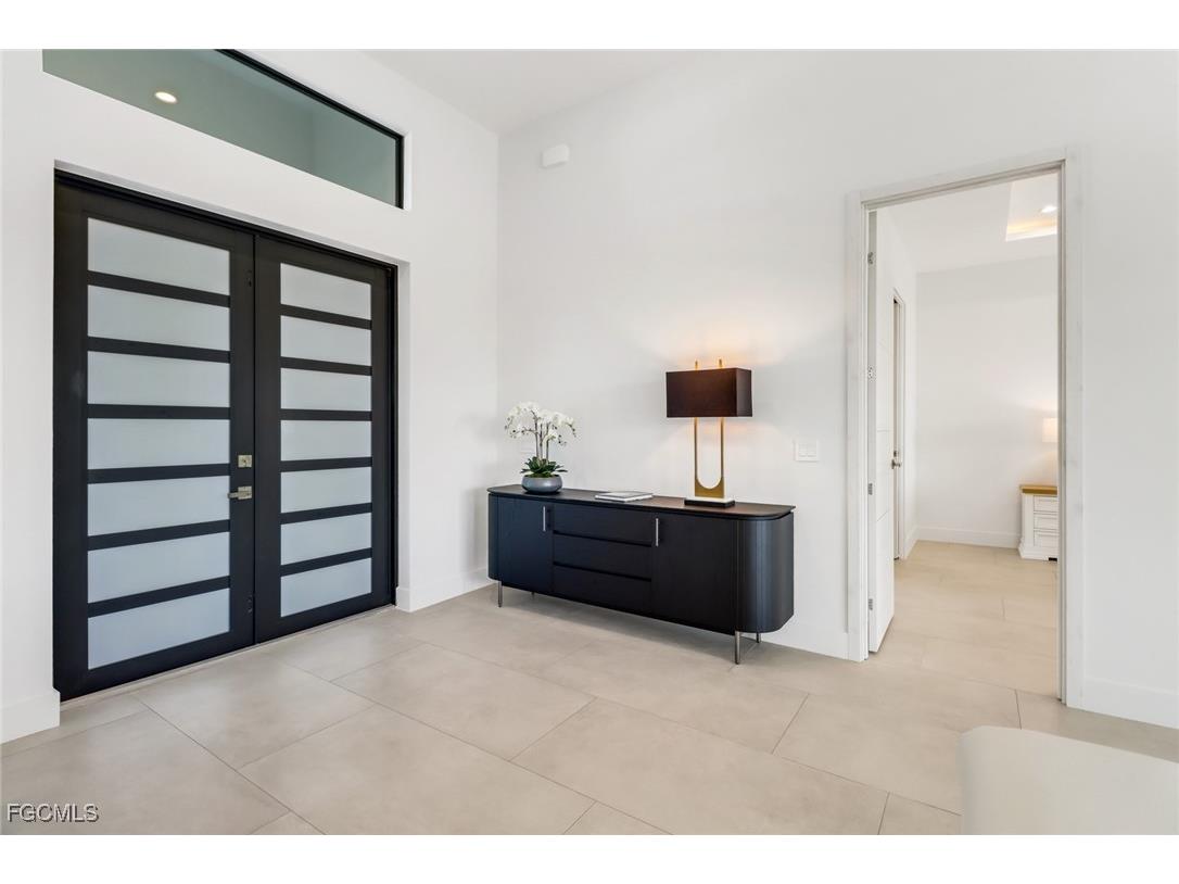 104 NE 6th Street Cape Coral FL 33909 2026002971 image5