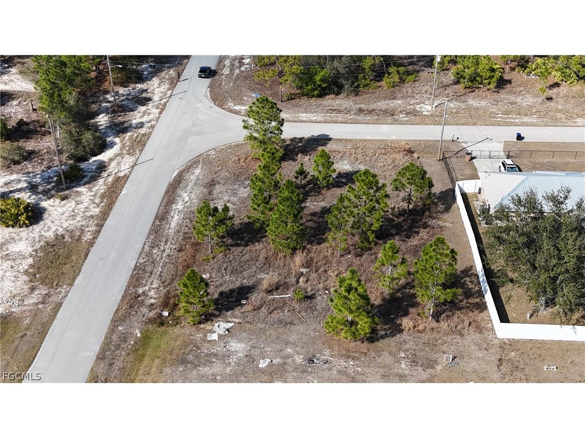 104 Pearson Street Lehigh Acres FL 33974 2026005058 image3