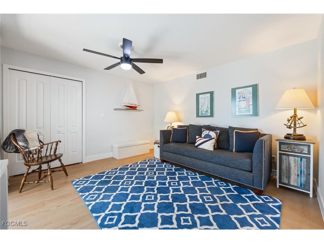 104 Pinebrook Drive Fort Myers FL 33907 2025015611 image15