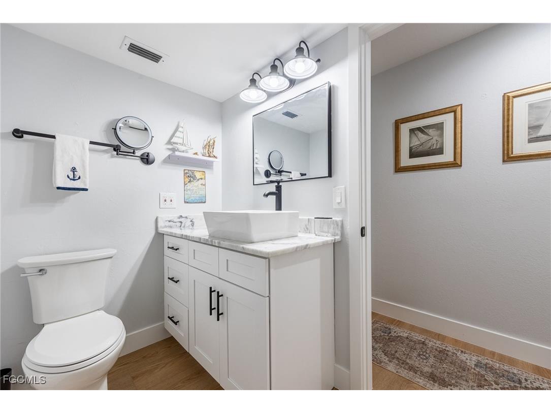 104 Pinebrook Drive Fort Myers FL 33907 2025015611 image24