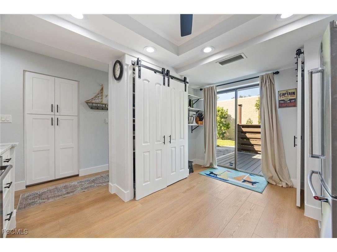 104 Pinebrook Drive Fort Myers FL 33907 2025015611 image5