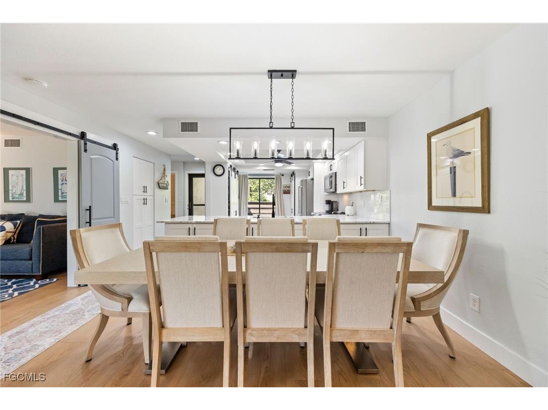 104 Pinebrook Drive Fort Myers FL 33907 2025015611 image9