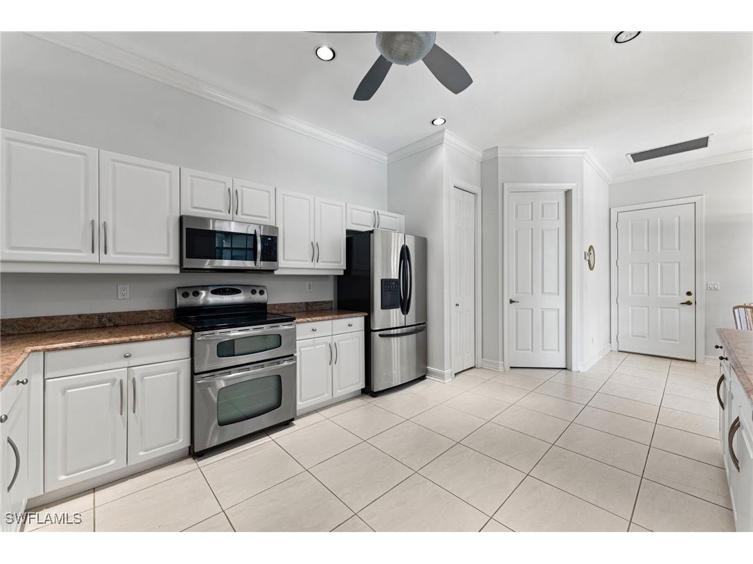 104 Via Napoli Naples FL 34105 225067508 image17