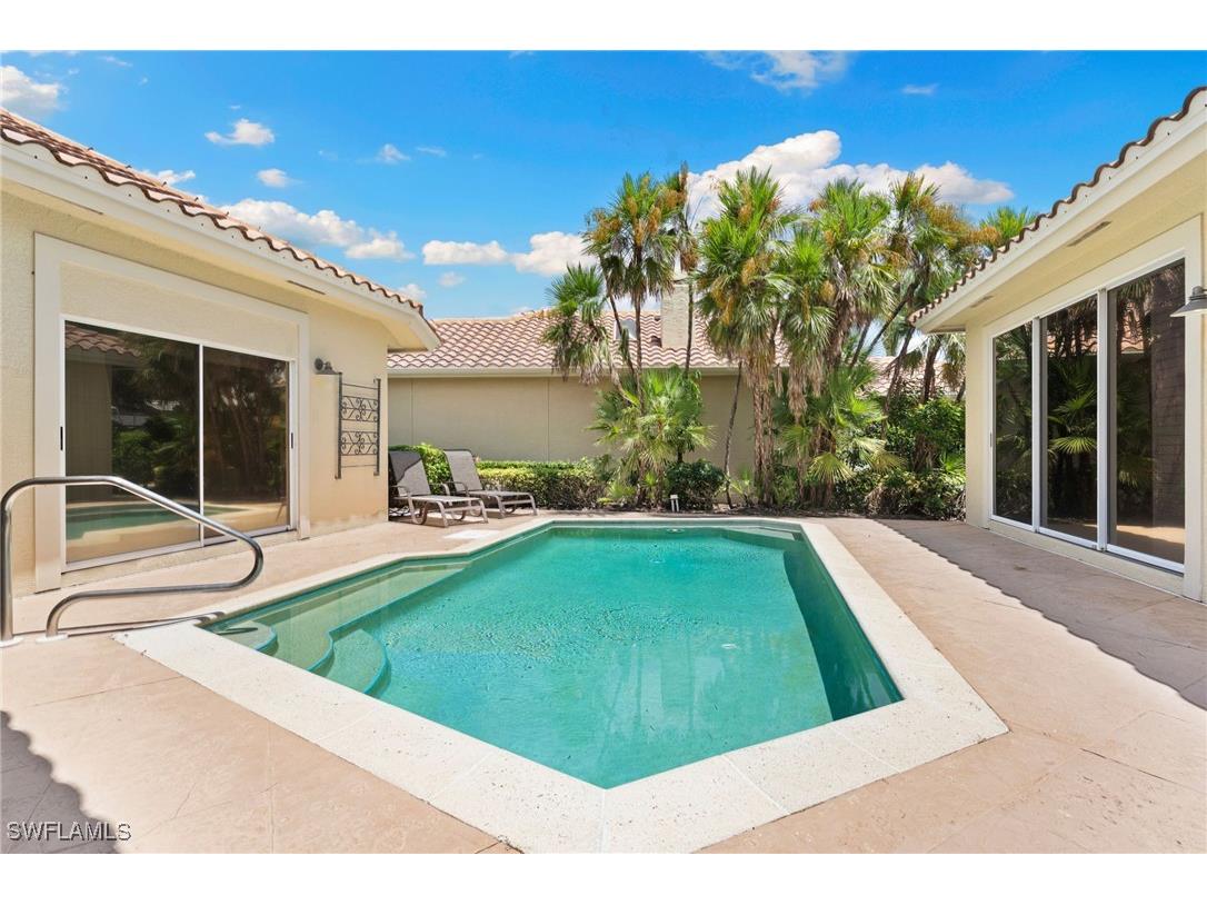 104 Via Napoli Naples FL 34105 225067508 image5