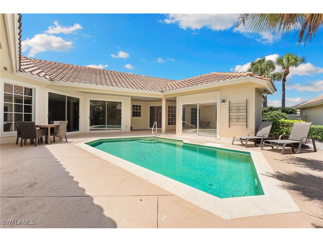 104 Via Napoli Naples FL 34105 225067508 image6