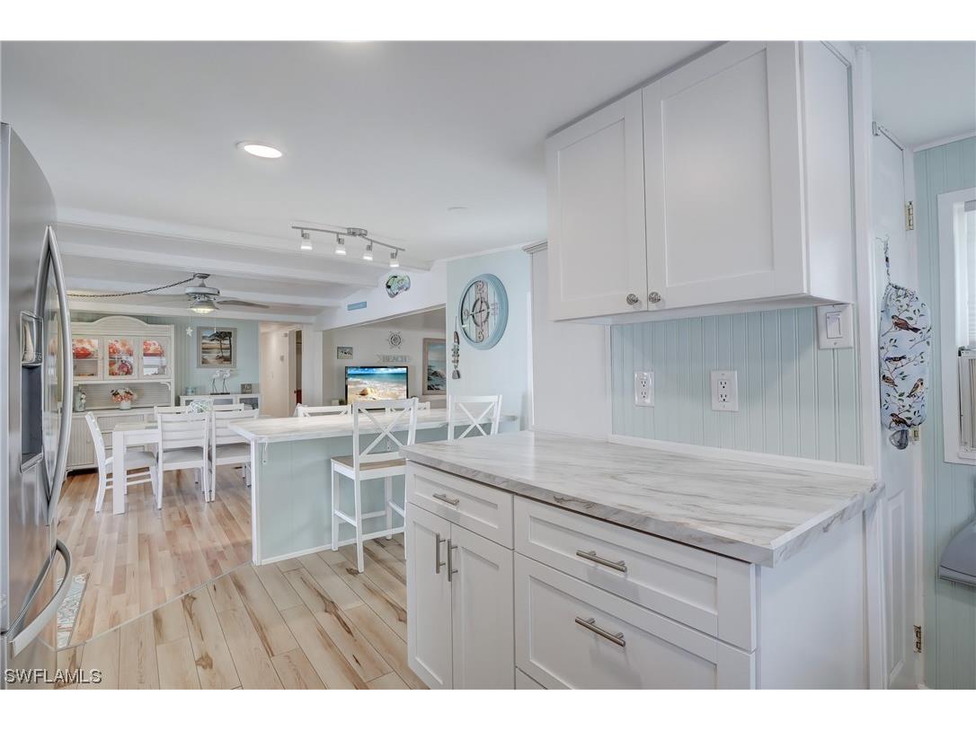 104 Willow Lane #30 Naples FL 34114 224012598 image1