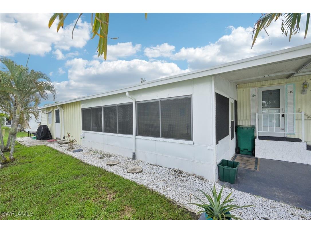 104 Willow Lane #30 Naples FL 34114 225058834 image4