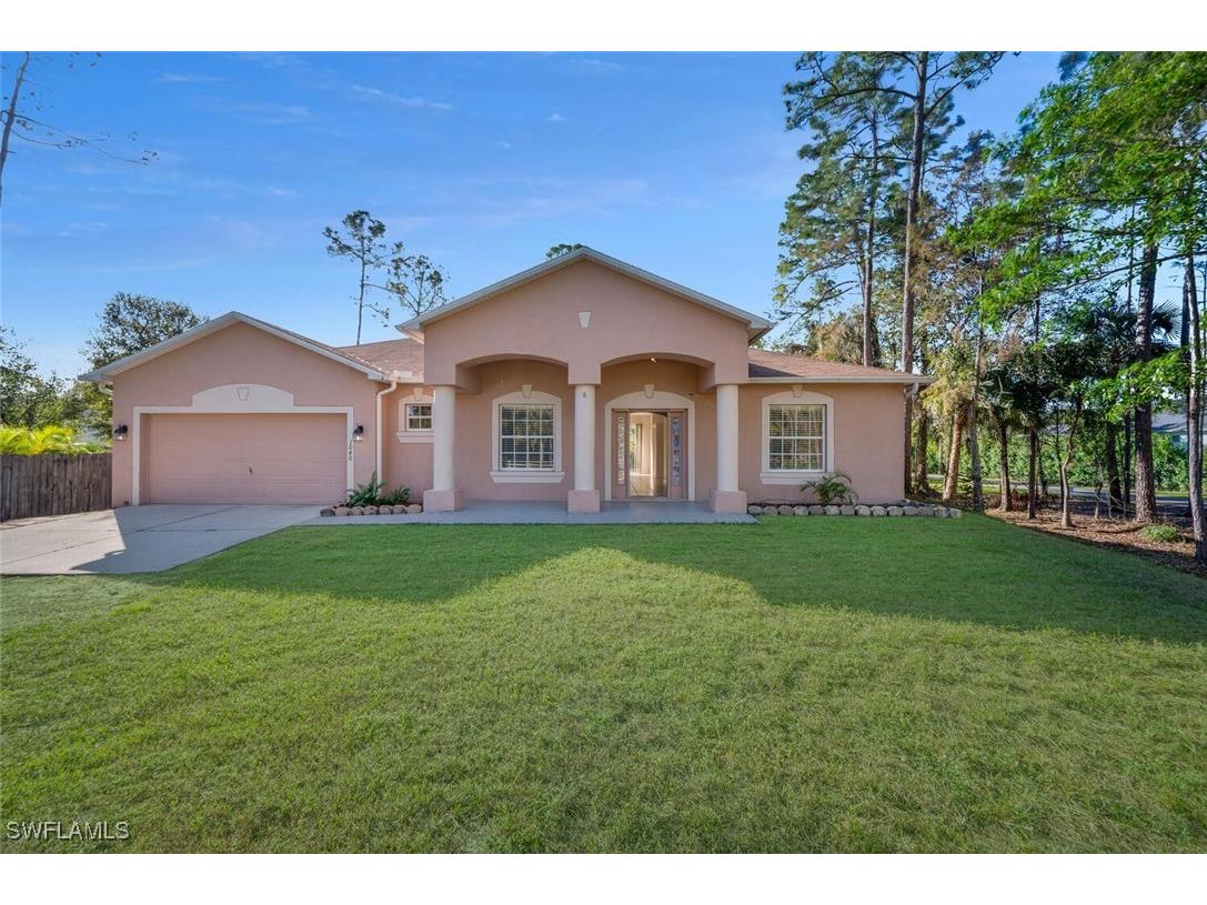 1040 24th Avenue NE Naples FL 34120 224094747 image1