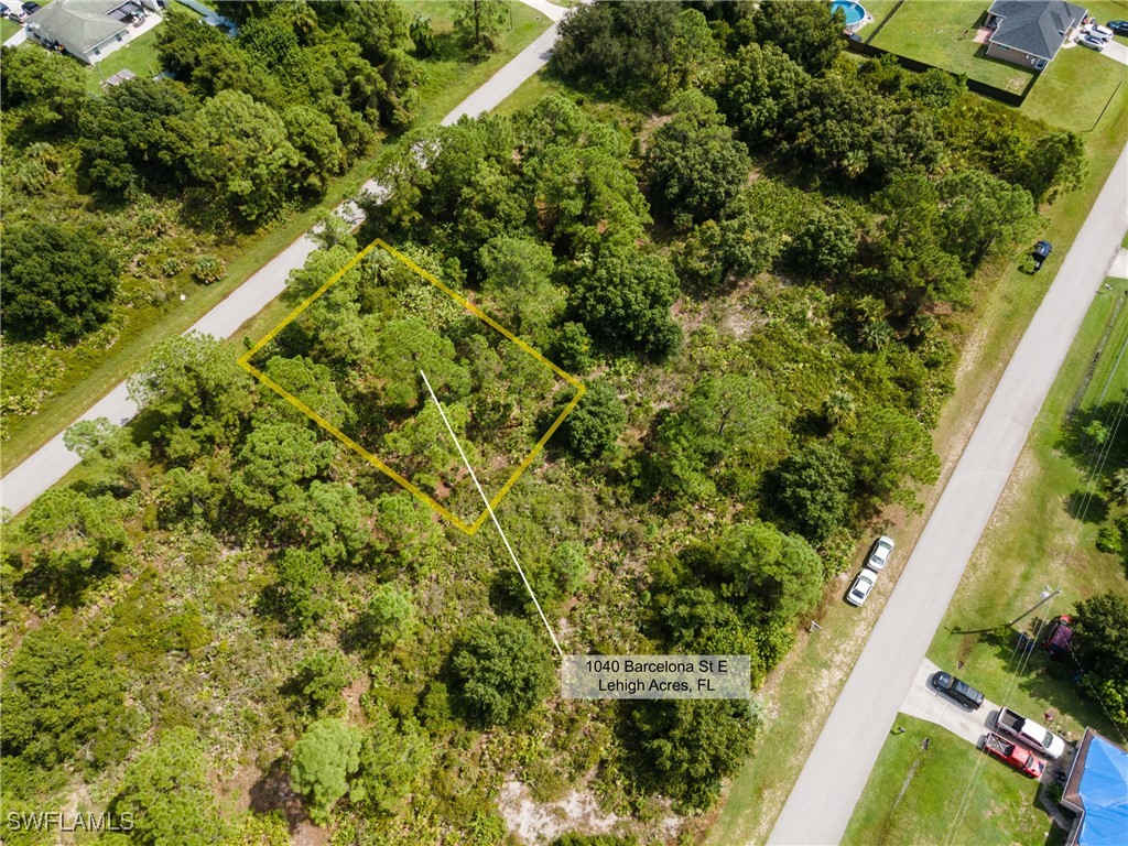 1040 Barcelona Street E Lehigh Acres FL 33974 224075078 image2