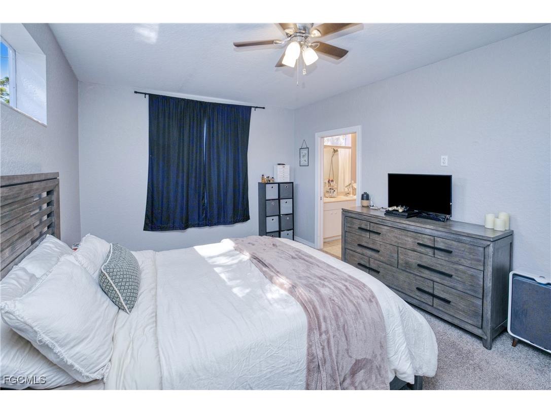 1040 Hancock Creek South Boulevard #101 Cape Coral FL 33909 2025017424 image11