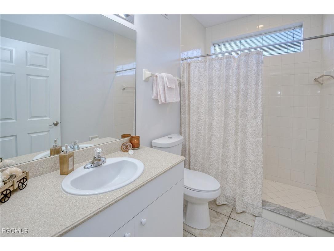 1040 Hancock Creek South Boulevard #101 Cape Coral FL 33909 2025017424 image20