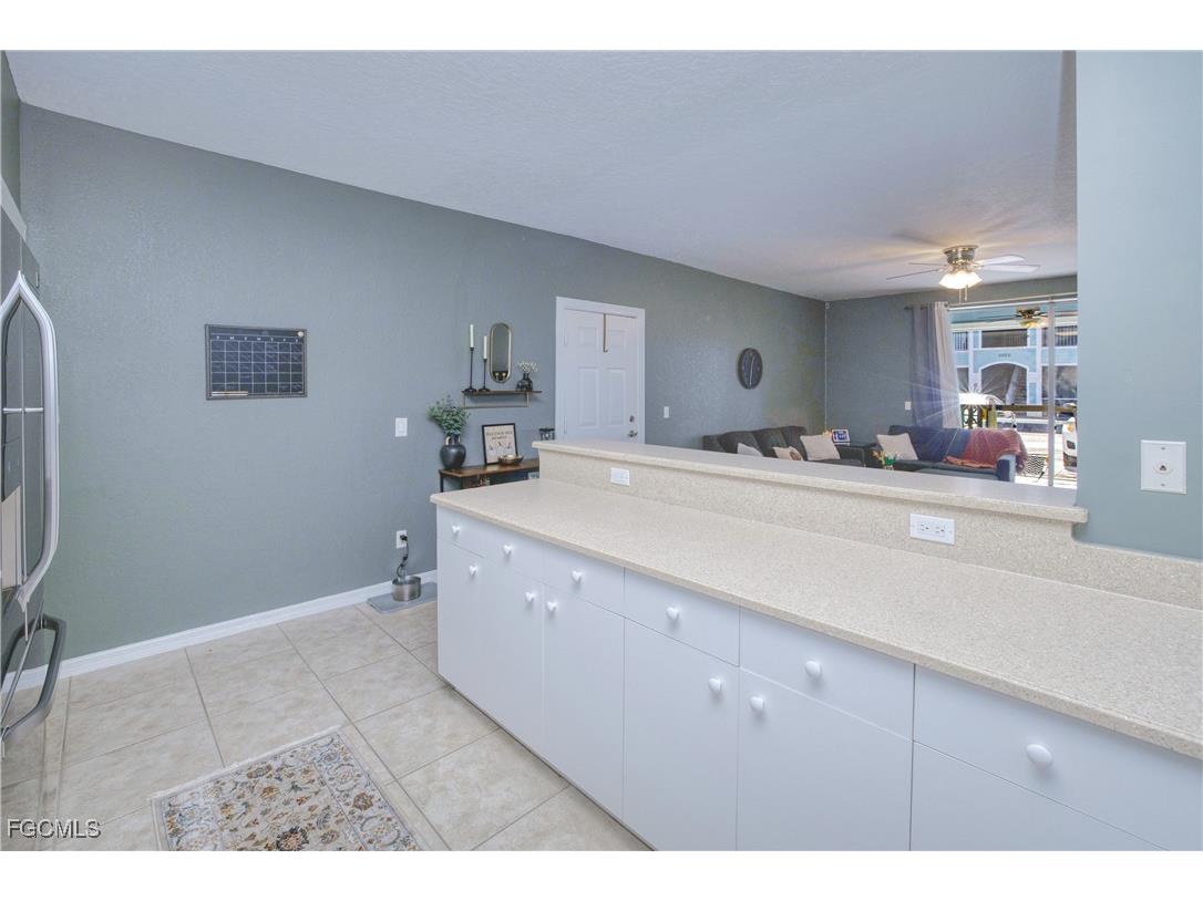 1040 Hancock Creek South Boulevard #101 Cape Coral FL 33909 2025017424 image4