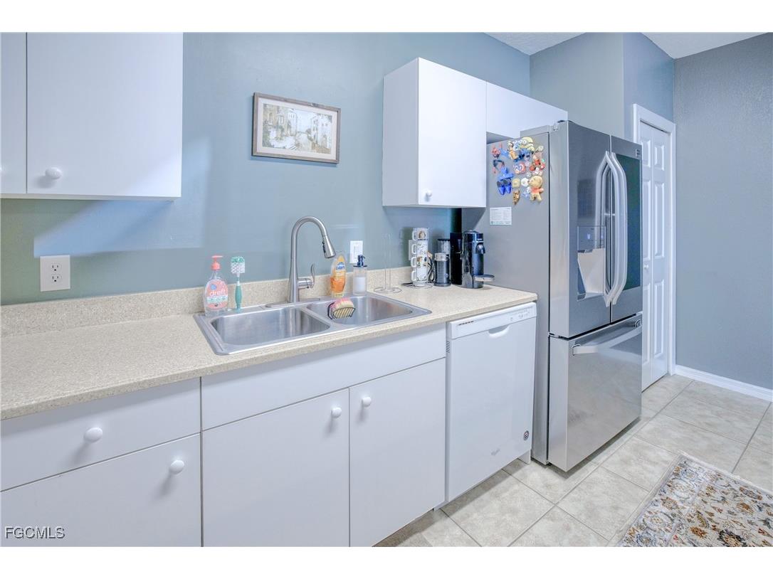 1040 Hancock Creek South Boulevard #101 Cape Coral FL 33909 2025017424 image5