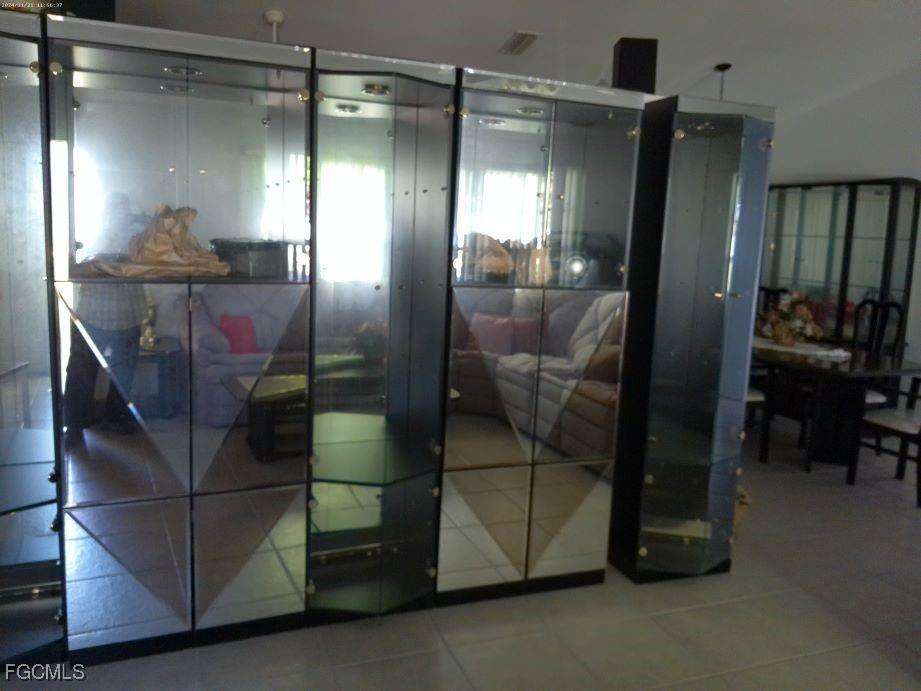 1040 SE 4th Street Cape Coral FL 33990 2026006017 image8