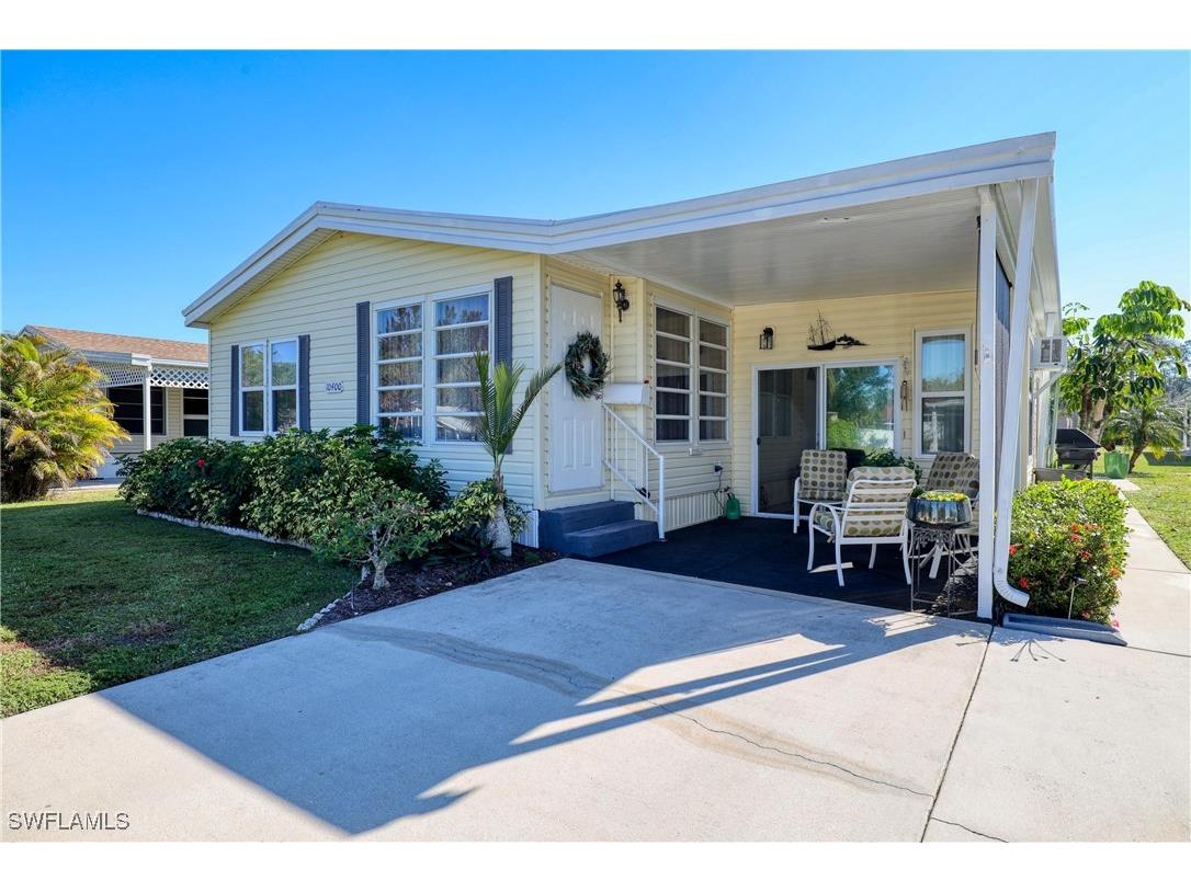 10400 Wales Loop Bonita Springs FL 34135 224100518 image1