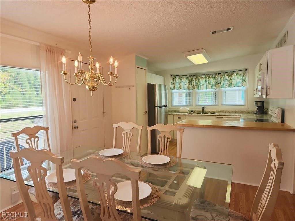 10401 Circle Pine Road North Fort Myers FL 33903 2025005638 image13