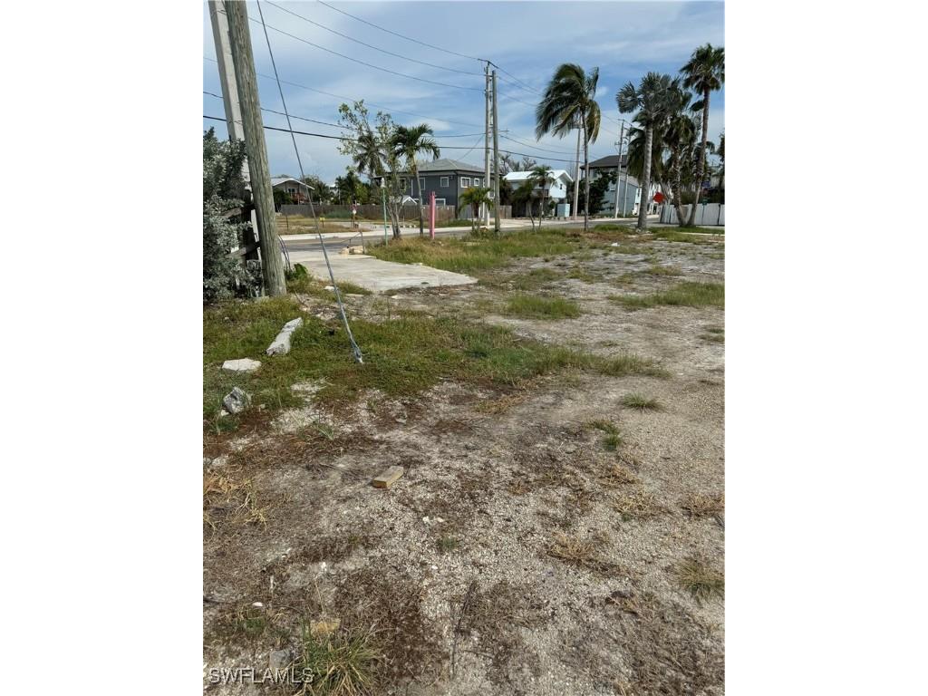 1041 3rd Street Fort Myers Beach FL 33931 224067541 image4