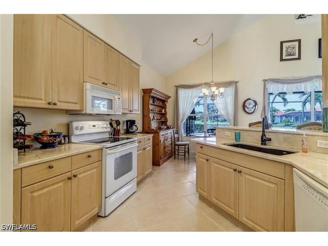 1041 Jardin Drive Naples FL 34104 226021426 image1