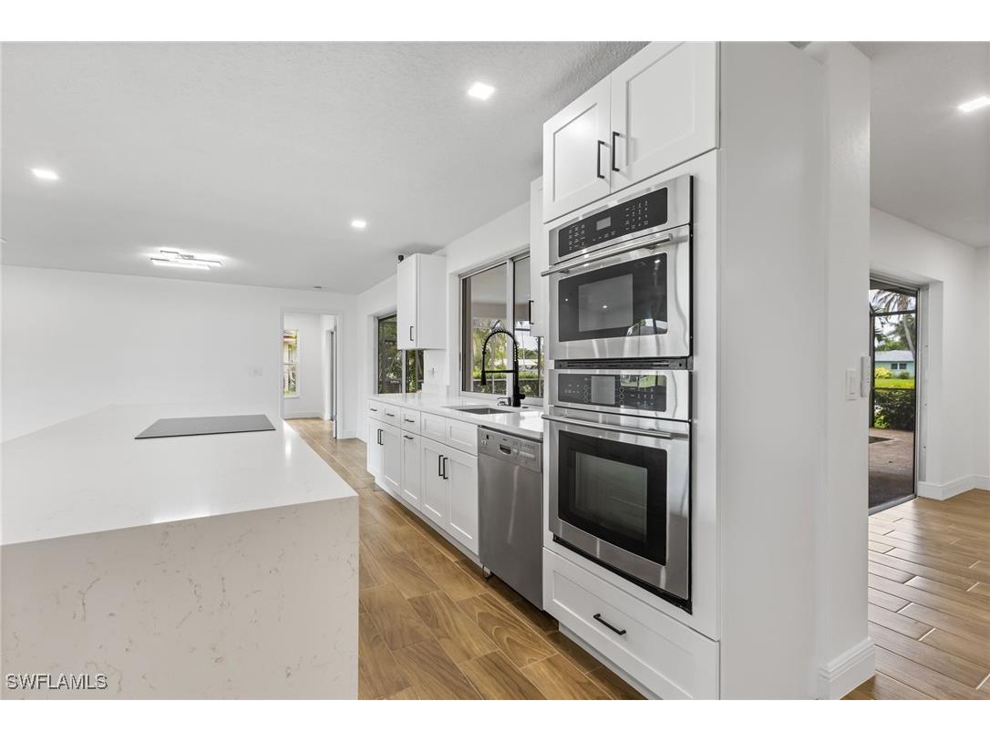 1041 N Waterway Drive Fort Myers FL 33919 225020914 image1