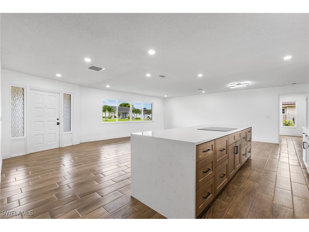 1041 N Waterway Drive Fort Myers FL 33919 225020914 image4