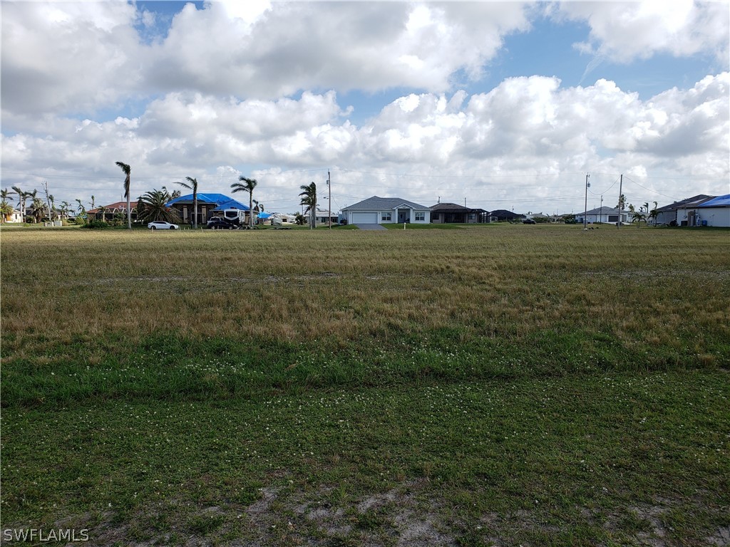 1041 NW 37th Place Cape Coral FL 33993 222084568 image1