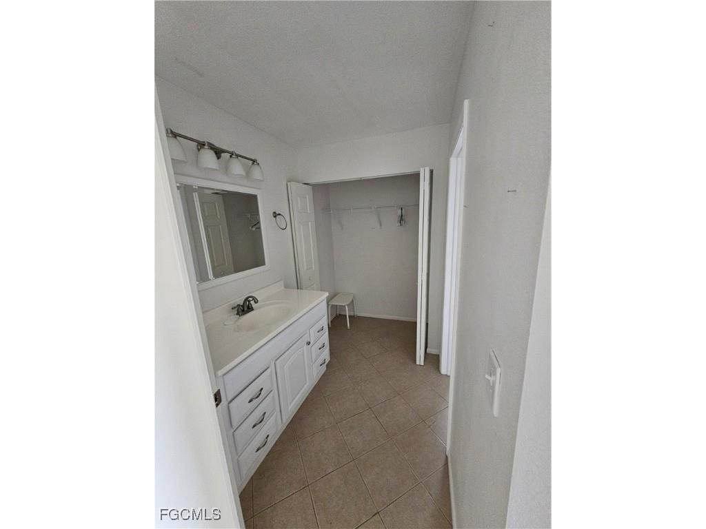 1041 River Run Labelle FL 33935 2025024985 image11