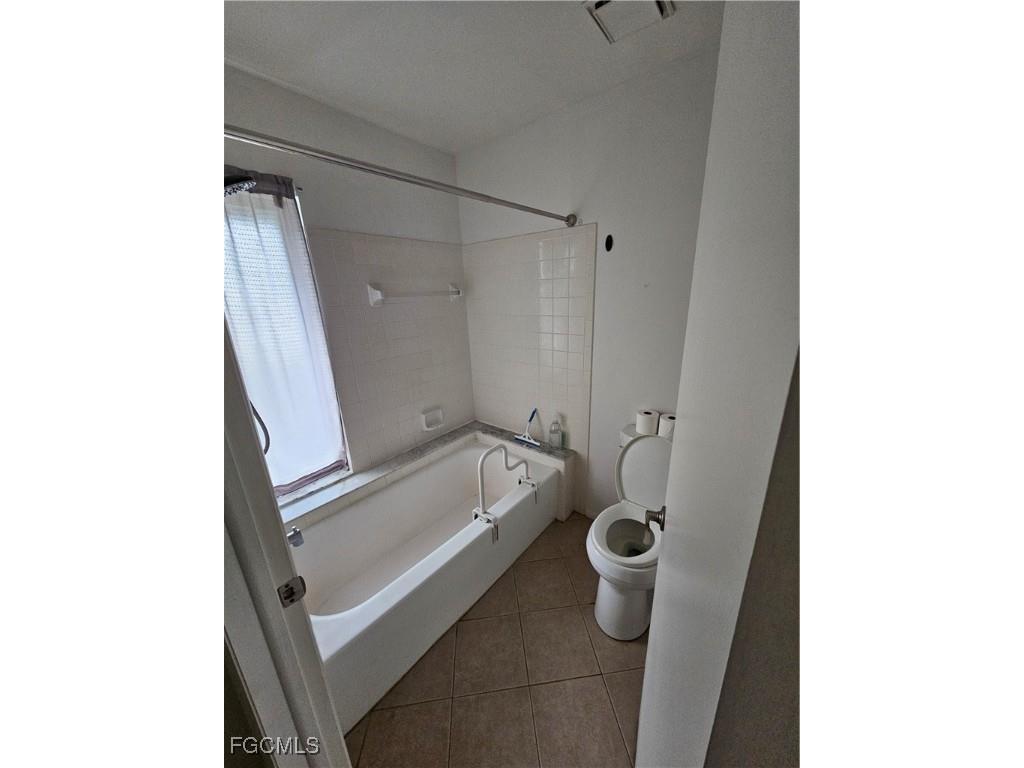 1041 River Run Labelle FL 33935 2025024985 image12