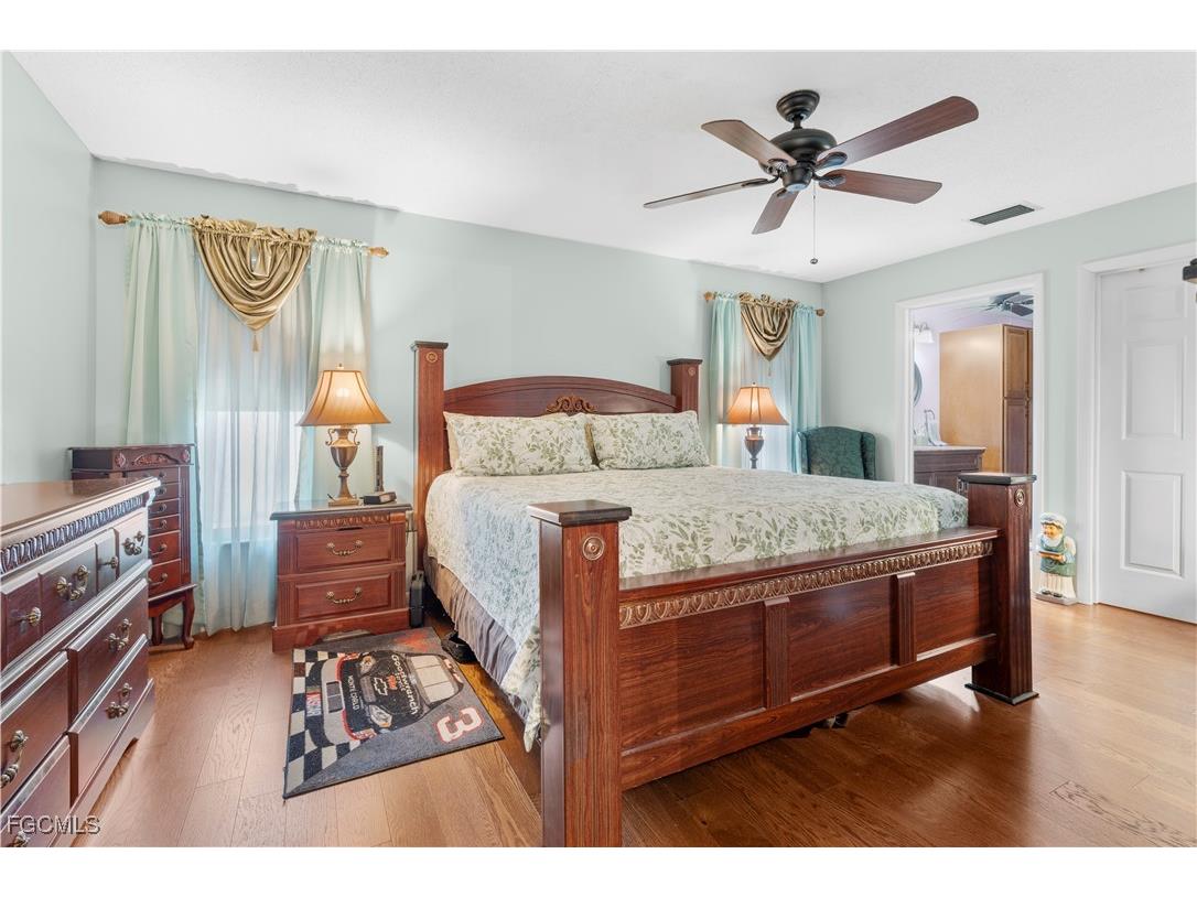 1041 S Salford Boulevard North Port FL 34287 2026003577 image12