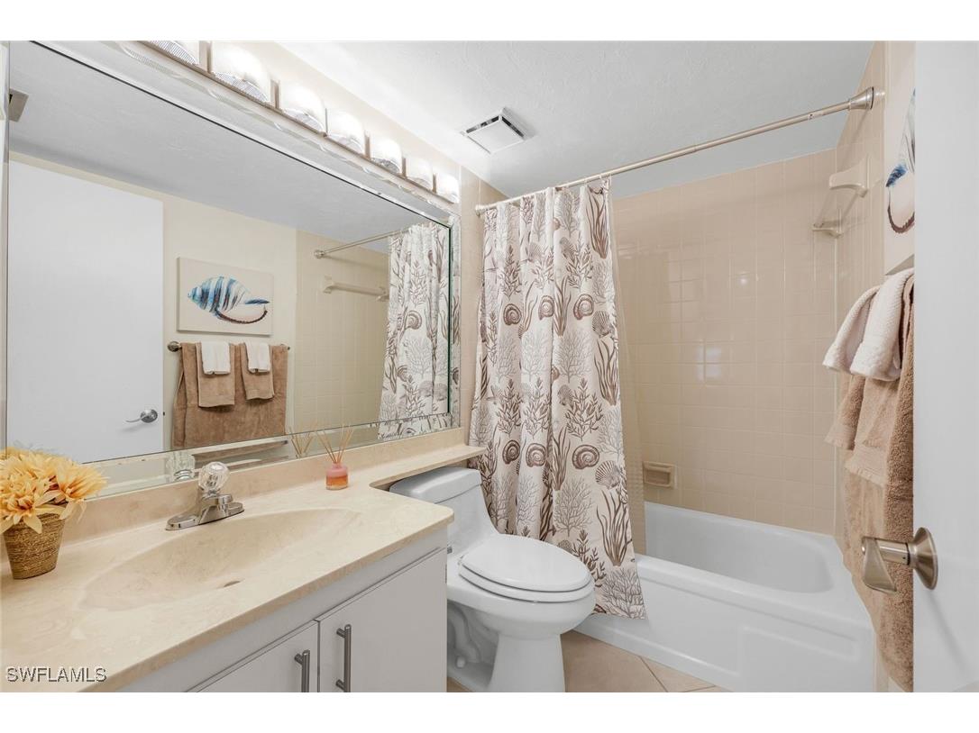 1041 Swallow Avenue #202 Marco Island FL 34145 225068196 image15