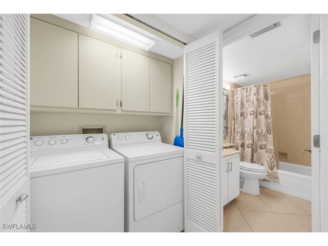 1041 Swallow Avenue #202 Marco Island FL 34145 225068196 image16