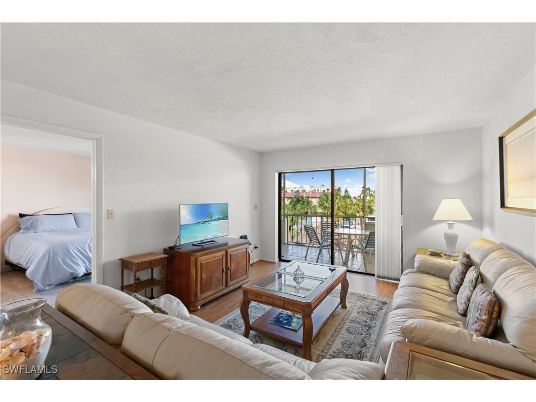 1041 Swallow Avenue #303 Marco Island FL 34145 225071071 image3