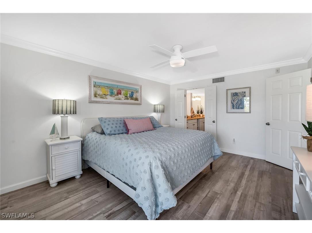 1041 Swallow Avenue #304 Marco Island FL 34145 226008552 image17