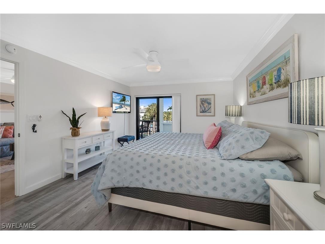 1041 Swallow Avenue #304 Marco Island FL 34145 226008552 image19