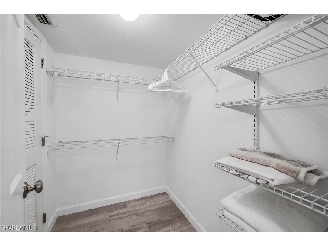 1041 Swallow Avenue #304 Marco Island FL 34145 226008552 image20