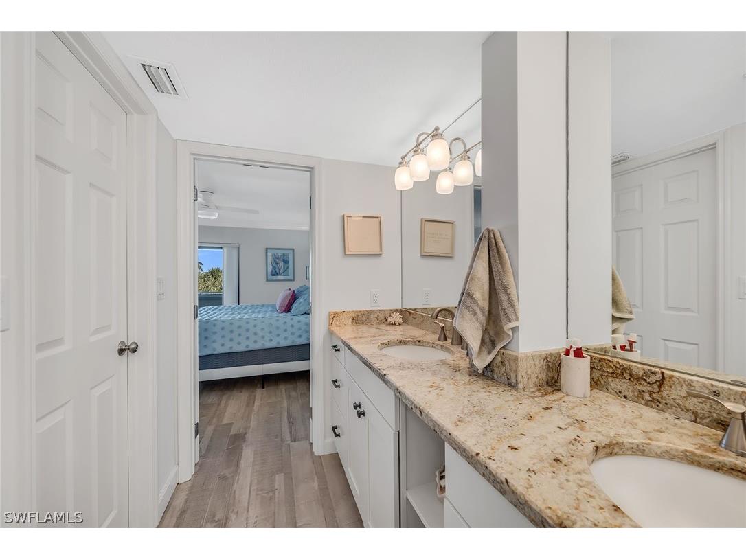 1041 Swallow Avenue #304 Marco Island FL 34145 226008552 image21