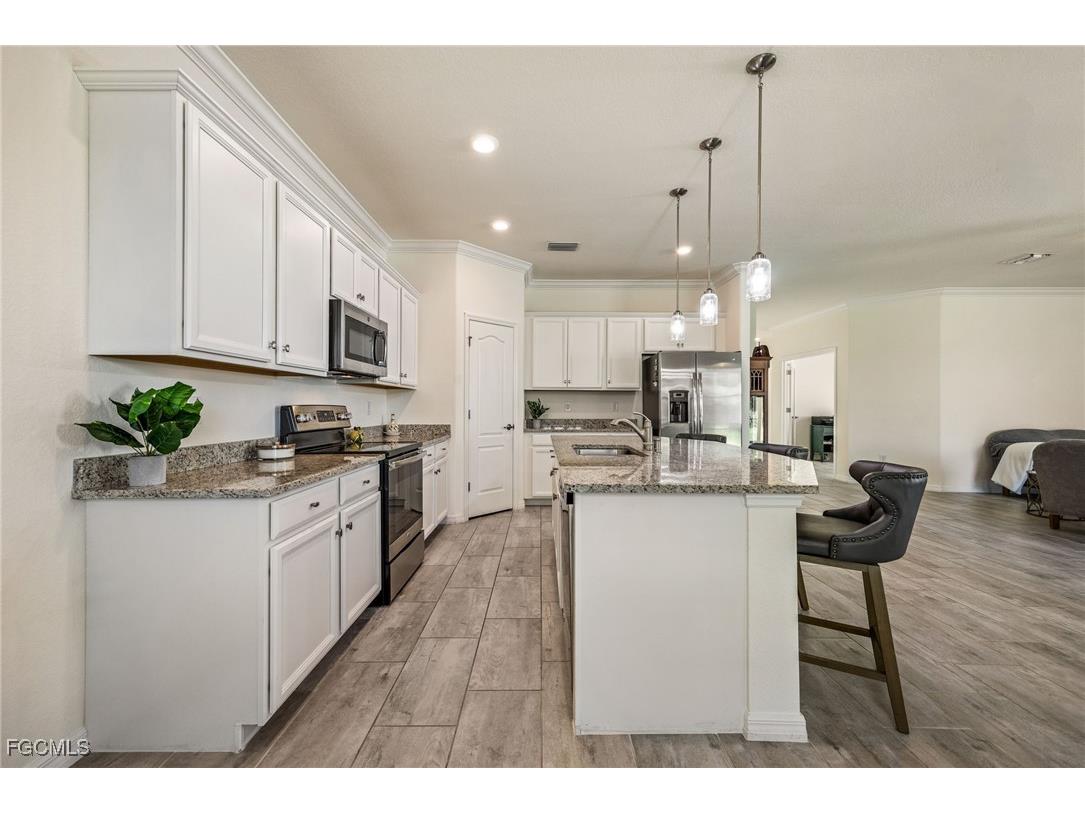 10410 Prato Drive Fort Myers FL 33913 2025024423 image12