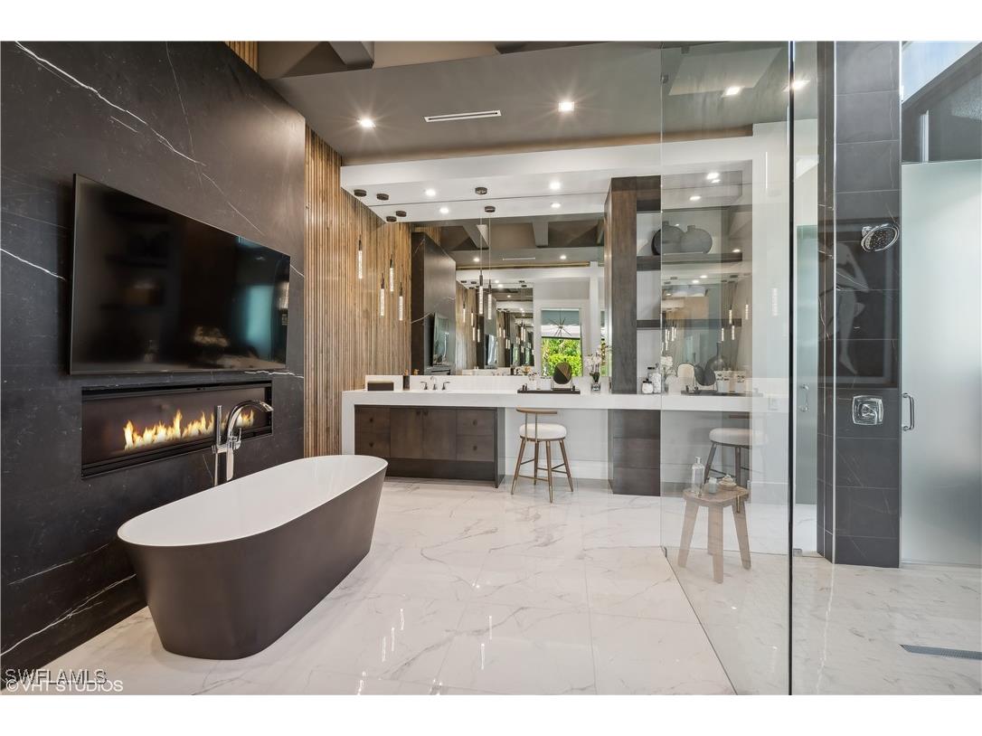 10411 Via Parma Way Miromar Lakes FL 33913 225062868 image28