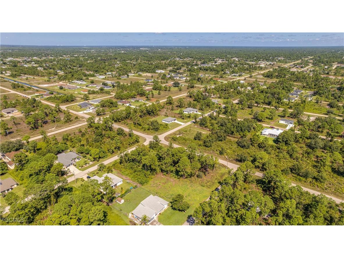 1042 Marathon Avenue S Lehigh Acres FL 33974 2025009559 image10