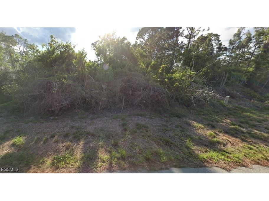 1042 Marathon Avenue S Lehigh Acres FL 33974 2025009559 image11