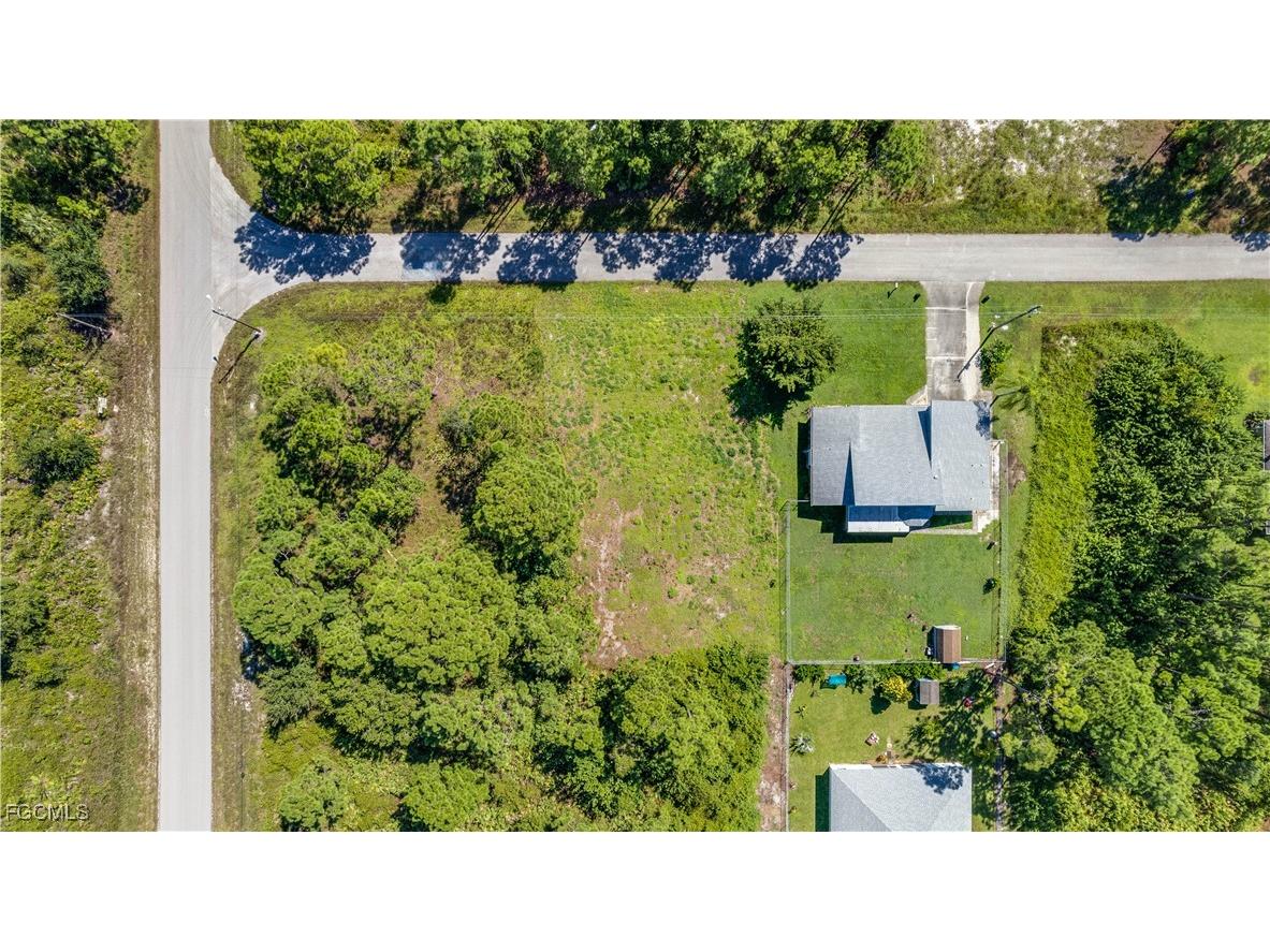 1042 Marathon Avenue S Lehigh Acres FL 33974 2025009559 image4