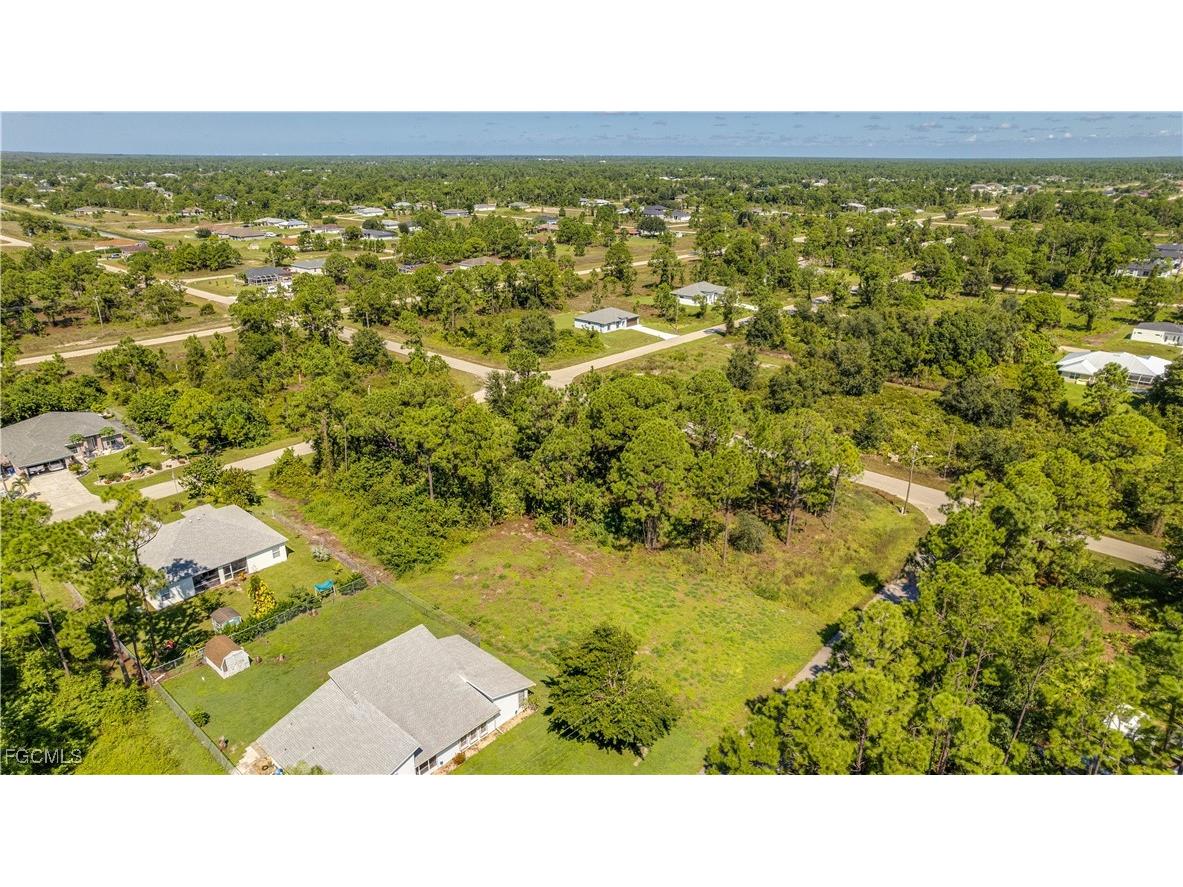 1042 Marathon Avenue S Lehigh Acres FL 33974 2025009559 image6