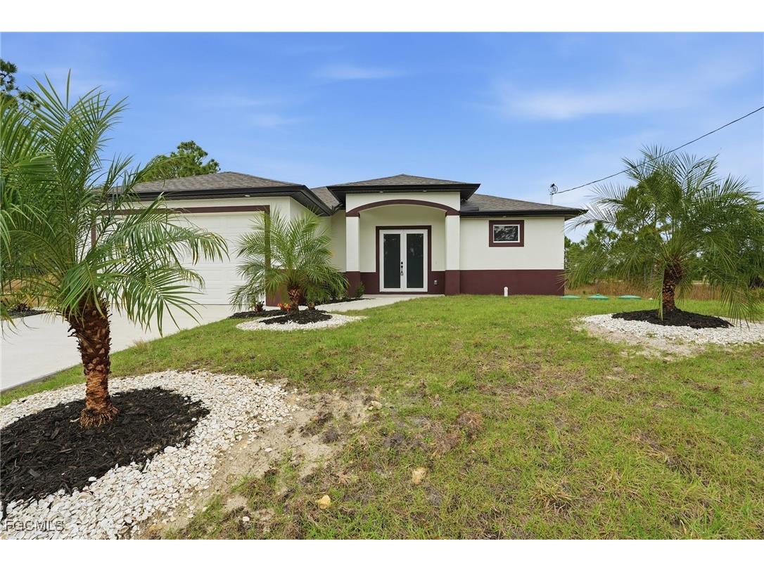 1042 Marshall Avenue S Lehigh Acres FL 33974 2026006132 image1