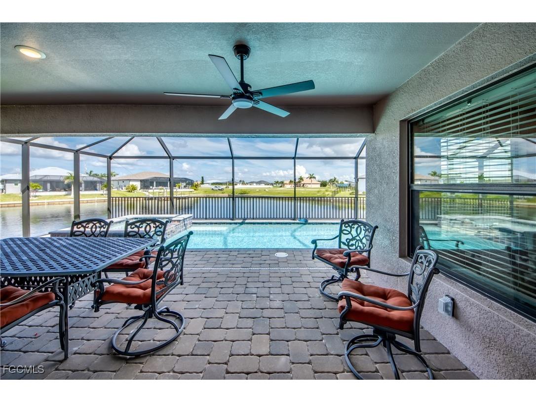 1042 NW 32nd Place Cape Coral FL 33993 2025004170 image34
