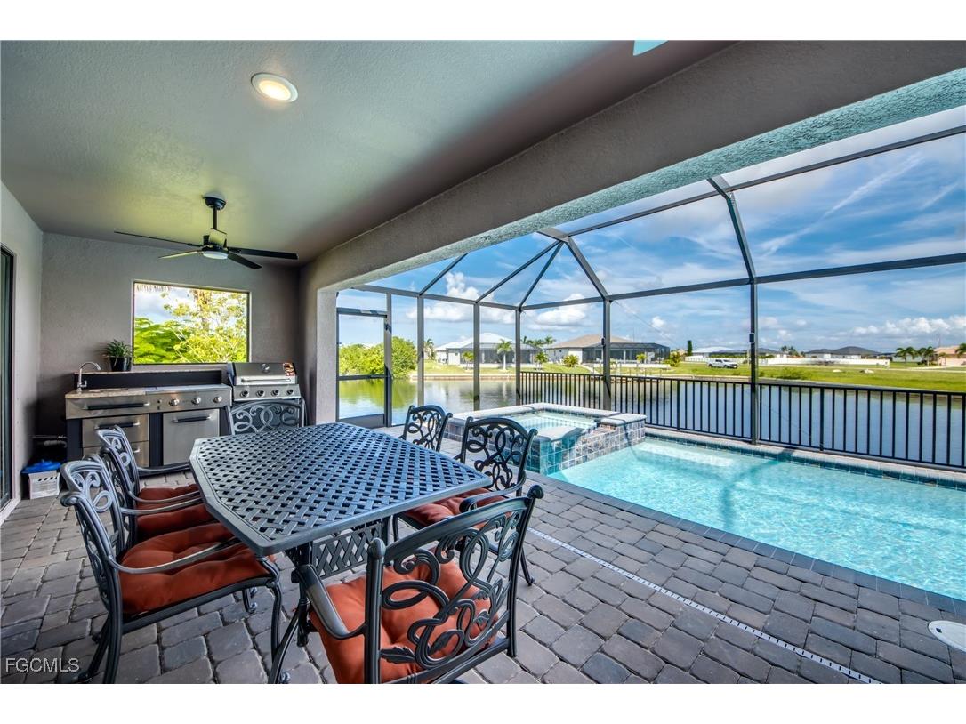 1042 NW 32nd Place Cape Coral FL 33993 2025004170 image35