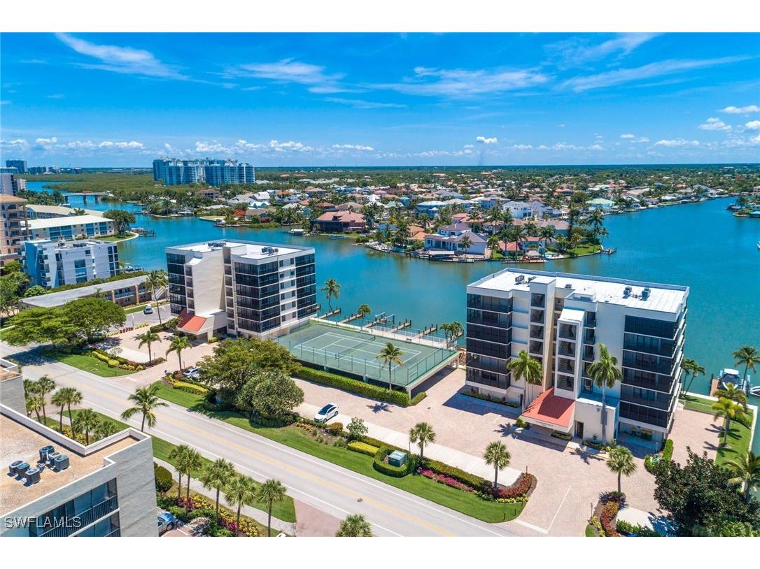 10420 Gulf Shore Drive #162 Naples FL 34108 225072098 image8