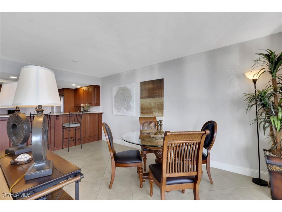 10420 Gulf Shore Drive #162 Naples FL 34108 225083395 image16