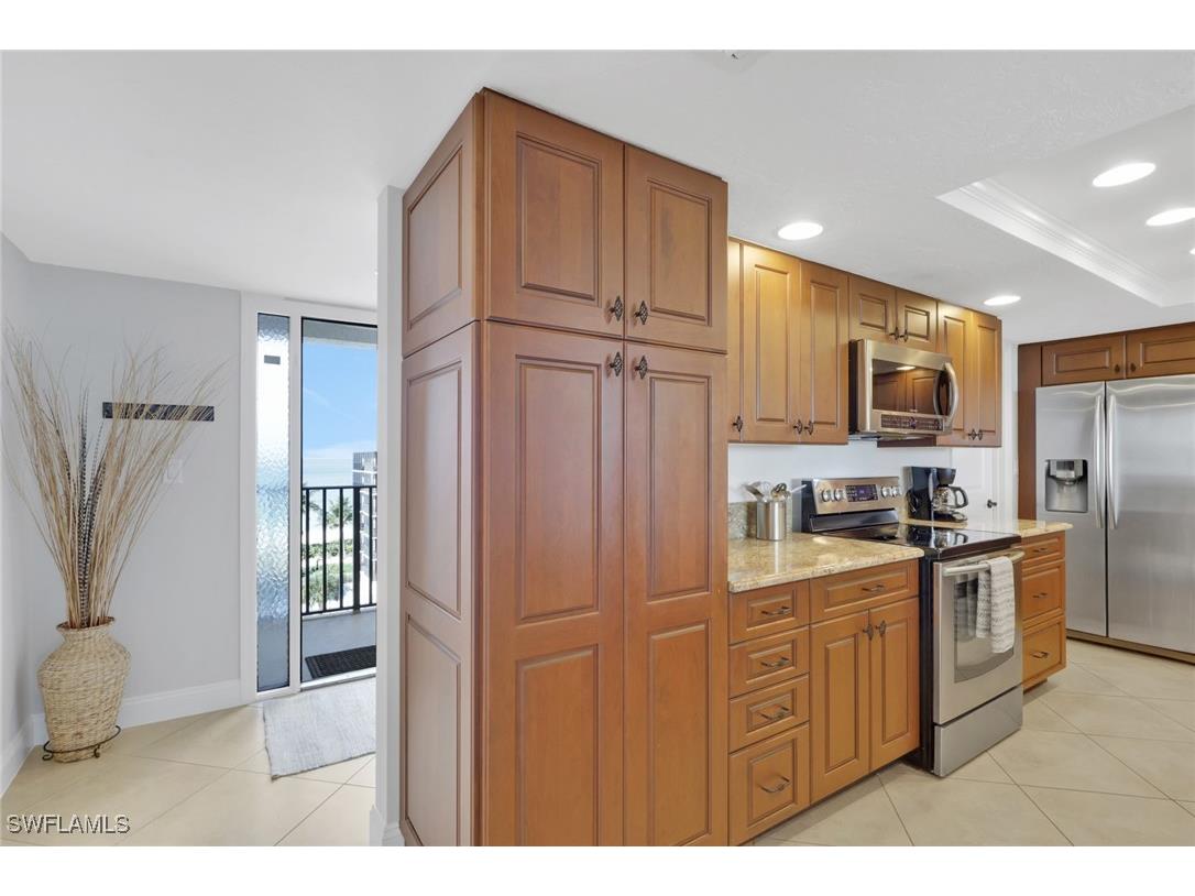 10420 Gulf Shore Drive #162 Naples FL 34108 225083395 image6